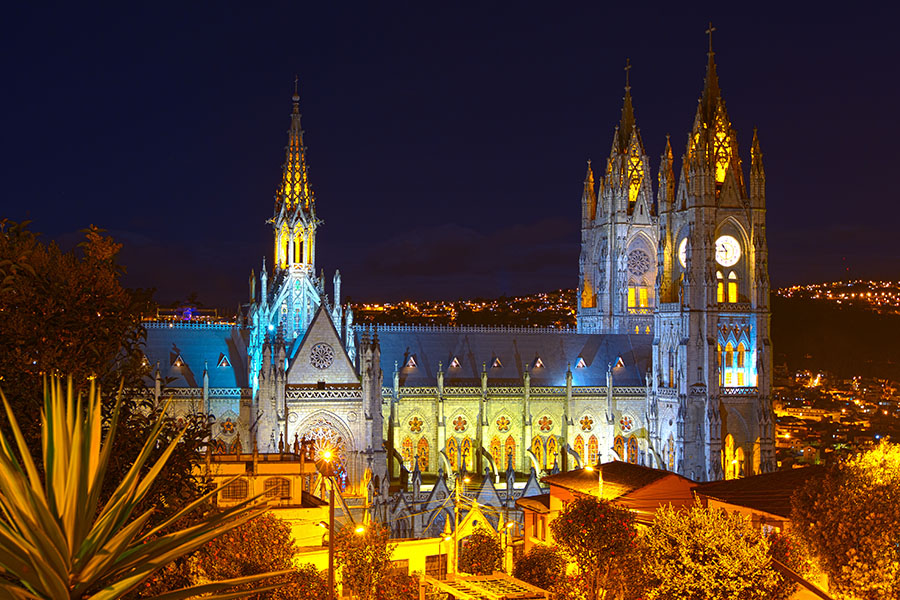 Basílica de noche